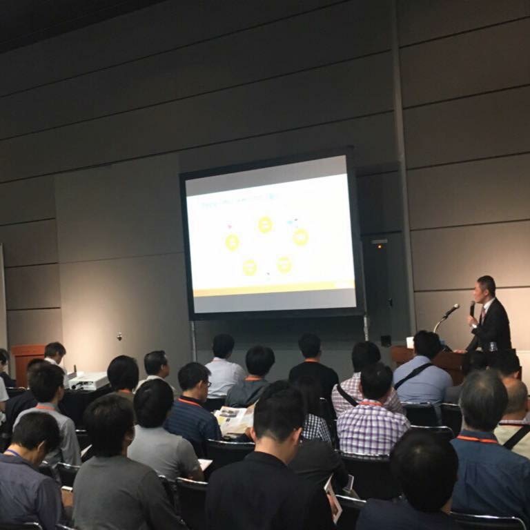 不動産投資に関する説明会の様子